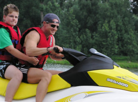 assets/images/activities/30-minuten-jetski-fahren-in-speyer-raum-mannheim/1280_0001_020907%20048-270x200x90.jpg