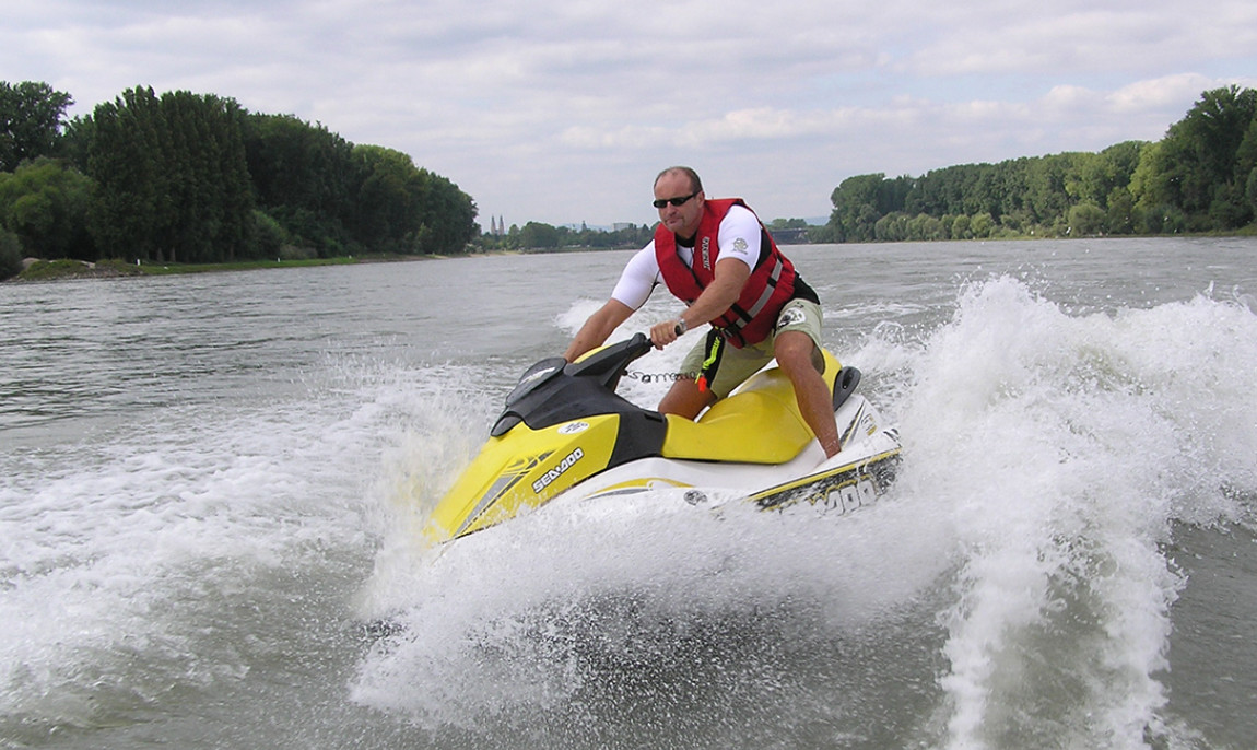 assets/images/activities/30-minuten-jetski-fahren-in-speyer-raum-mannheim/1280_0009_14.09.08%20064-1150x686x90.jpg