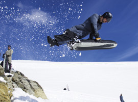 assets/images/activities/airboarding-in-blaichach-raum-kempten-in-bayern/1280_0001_ab_08_ti04_m_rgb-270x200x90.jpg