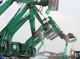 assets/images/activities/bagger-fahren-in-hamburg/1280_0000_MVI_1295.MOV.Still001-270x200x90.jpg