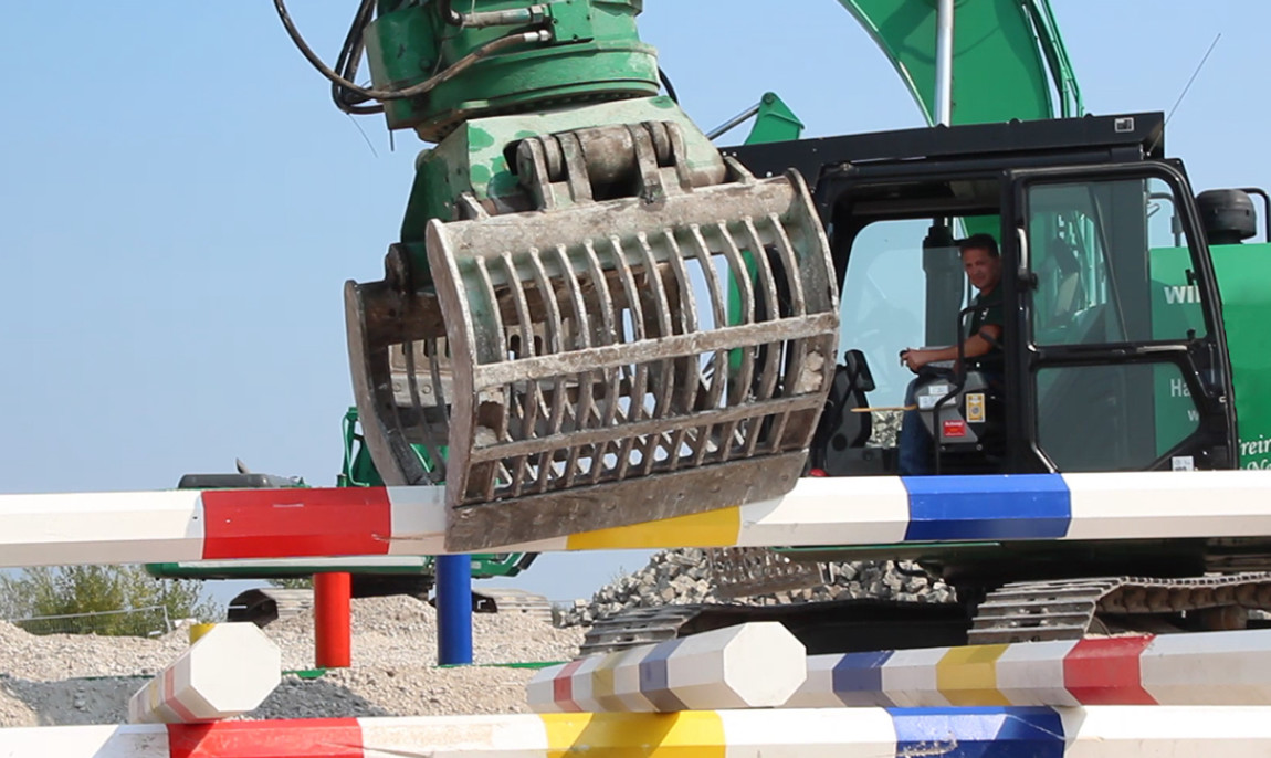 assets/images/activities/bagger-fahren-in-hamburg/1280_0003_MVI_1228.MOV.Still001-1150x686x90.jpg