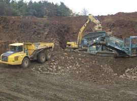 assets/images/activities/bagger-radlader-und-dumper-fahren-in-knuellwald-remsfeld-hessen/1280_0006_100_1222-270x200x90.jpg