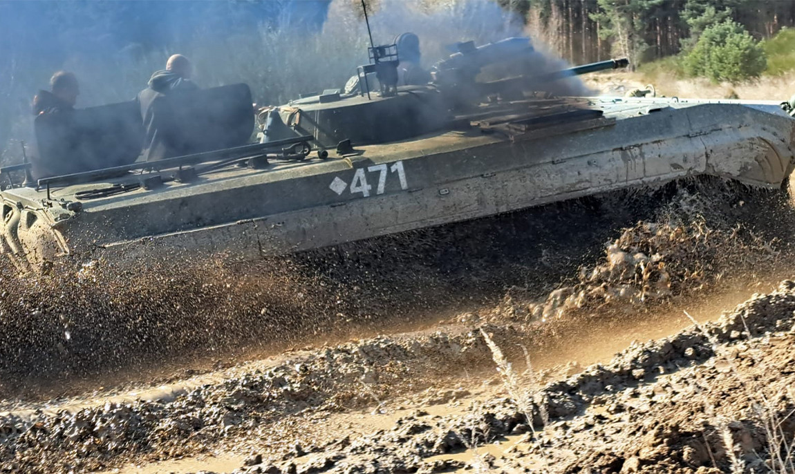 assets/images/activities/bmp-schuetzenpanzer-fahren-in-steinhoefel-raum-brandenburg/panz-wer-11-1150x686x90.jpg