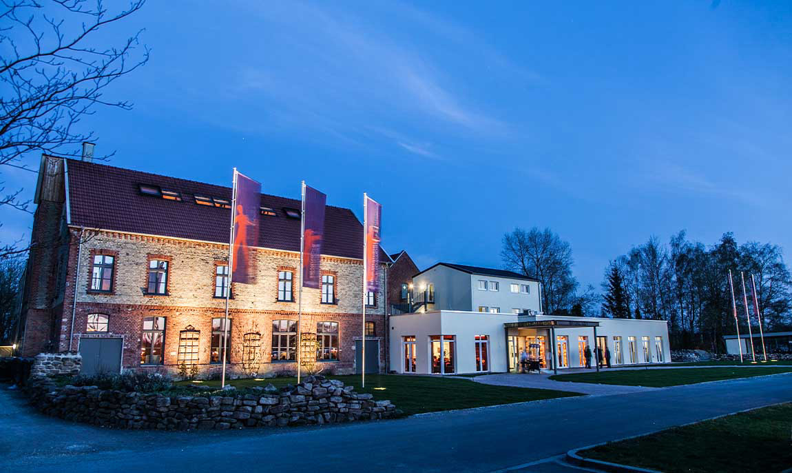 assets/images/activities/candle-light-dinner-ostbevern/dir-hot-4-1150x686x90.jpg