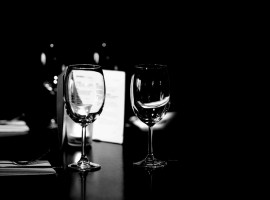 assets/images/activities/dinner-in-the-dark-premium-in-essen-nrw/1280_0003_Fotolia_2434757_Subscription_L-270x200x90.jpg