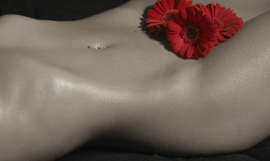 assets/images/activities/erotik-fotoshooting-essen/1280_0003_Fotolia_12466283_Subscription_L-1150x686x90.jpg
