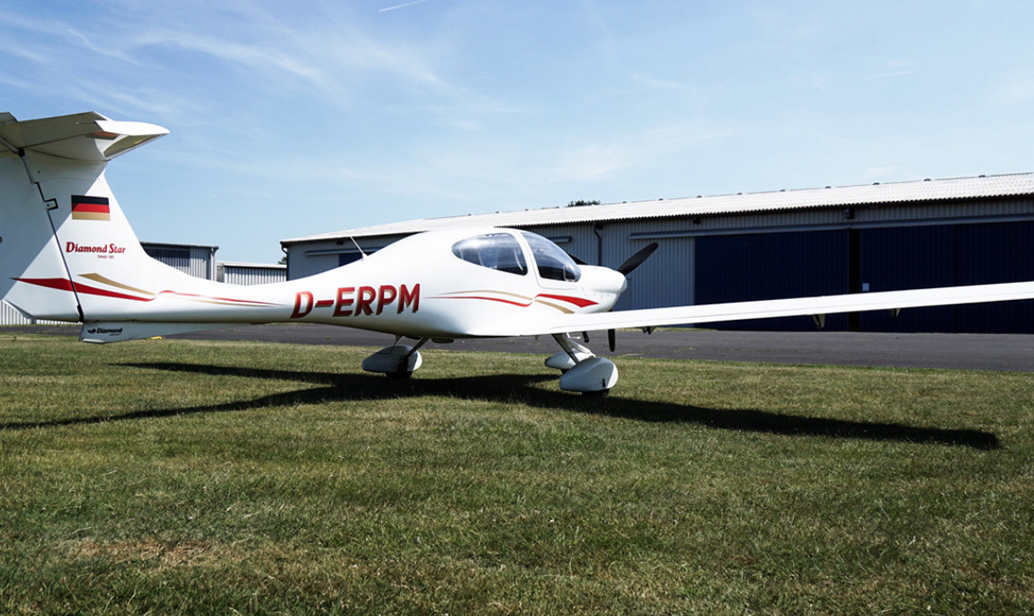 assets/images/activities/flugzeug-rundflug-ueber-koeln-ab-bonn/1280_0002_DA405-1150x686x90.jpg