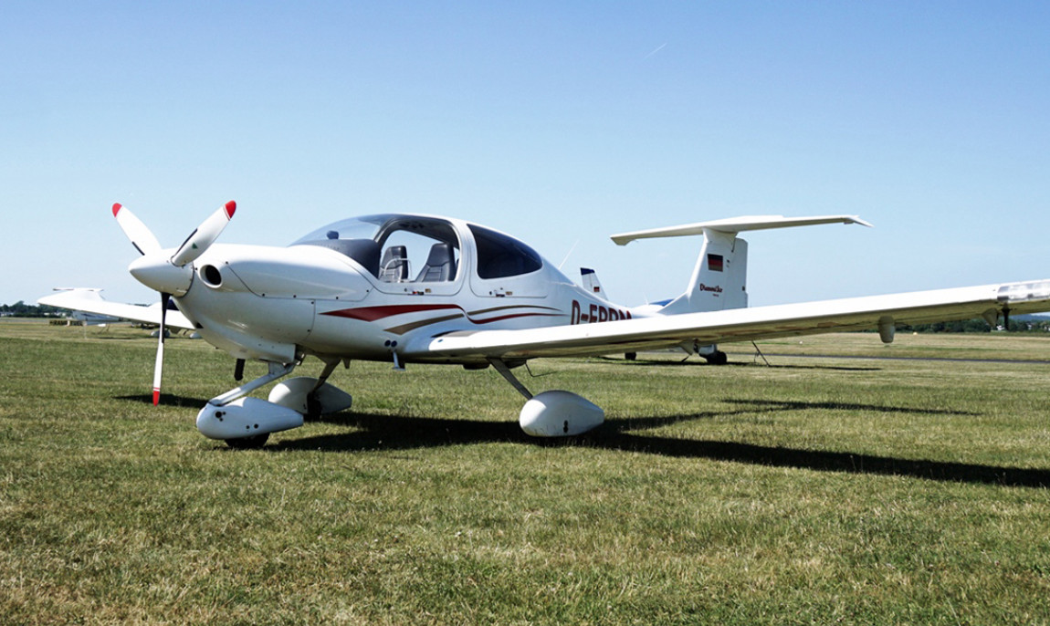 assets/images/activities/flugzeug-rundflug-ueber-koeln-ab-bonn/1280_0004_DA403-1150x686x90.jpg