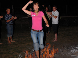 9 Std. Feuerlaufen in St. Lorenzen am Wechsel, Österreich