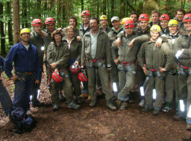 assets/images/activities/hoehlenexkursion-fraenkische-schweiz-in-hirschbach-raum-nuernberg/1280_0003_Ho%CC%88hle%20Fra%CC%88nkische%20Schweiz2-270x200x90.jpg