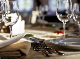assets/images/activities/jumpingdinner-hamburg/1280_0000_Fotolia_52739231_Subscription_XL-270x200x90.jpg