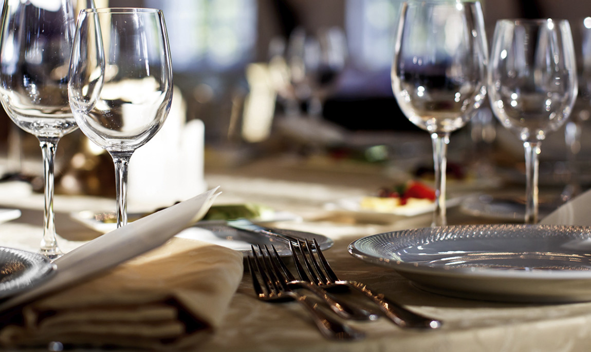 assets/images/activities/jumpingdinner-koeln/1280_0000_Fotolia_52739231_Subscription_XL-1150x686x90.jpg