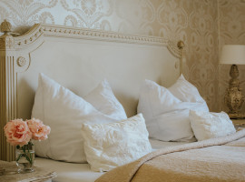 Romantische Übernachtung in der Hochzeitssuite inkl. Candle-Light-Dinner für 2 Personen in Krugsdorf