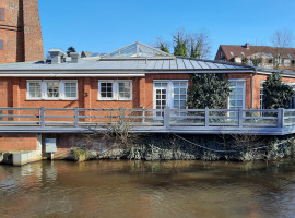90 Min. Lomi Lomi Nui-Massage mit Sauna in Lüneburg-Altstadt