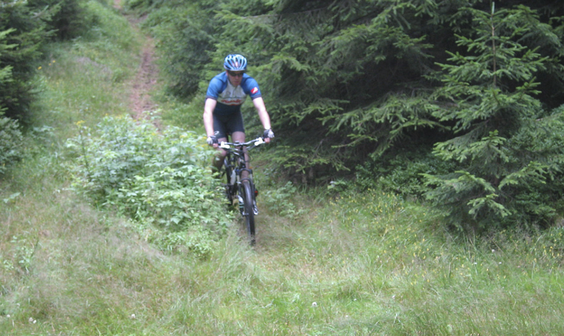 assets/images/activities/mountainbike-wochenende-schmiedefeld/1280_0003_IMG_4007-1150x686x90.jpg