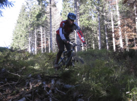 assets/images/activities/mountainbike-wochenende-schmiedefeld/1280_0005_IMG_1511-270x200x90.jpg