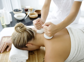 120 Min. Kräuterstempel Massage in München-Schwabing