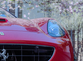 60 Min. Ferrari California Cabrio selber fahren inkl. 2 Mitfahrer ab Nürnberg-Gebersdorf
