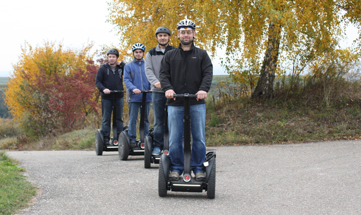 assets/images/activities/segway-tour-vogtsburg/1280_0003_IMG_4965-1150x686x90.jpg