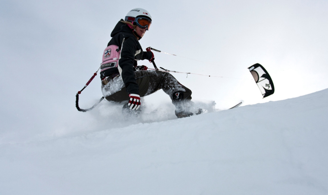 assets/images/activities/snowkiten-schnupperkurs-in-feldberg-raum-freiburg/1280_0008__B9D6263-1150x686x90.jpg