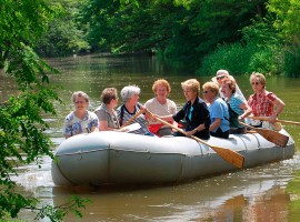 Schlauchboot Tour auf der Spree Sprey